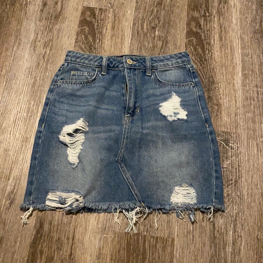 Hollister Ultra High Rise Distressed Denim Skirt Size 25
